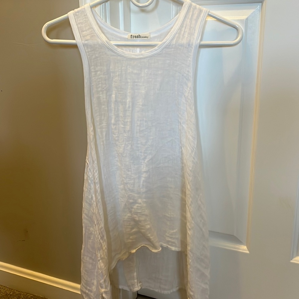 White linen tank.  Size M